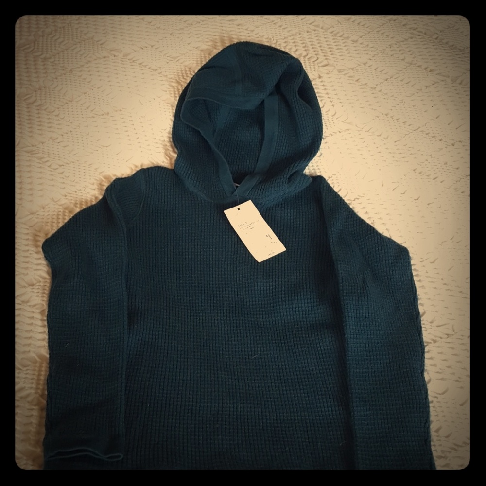 Nwt vince hooded top/sweatshirt